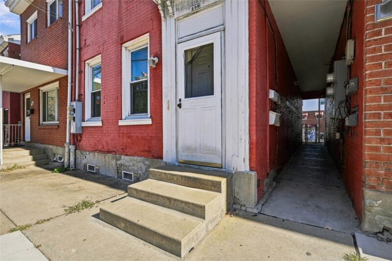 109 S 13th St — photo 6