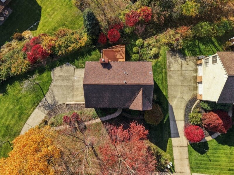 869 Hillcrest Cir — photo 4