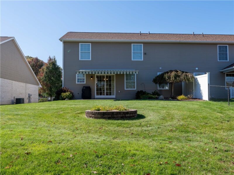 608 Crestview Ln — photo 5