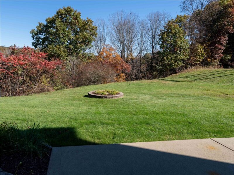 608 Crestview Ln — photo 7