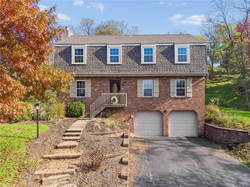 33 Canter Drive — photo 1