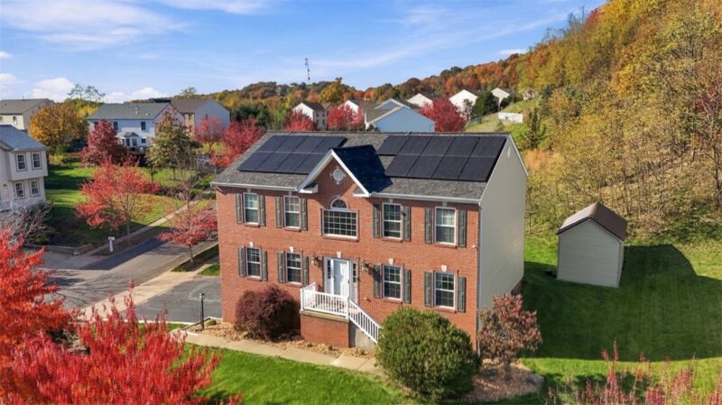 8001 Maureen Dr — photo 2