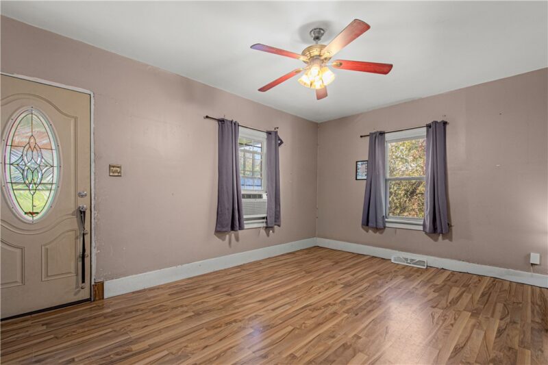 135 Bellevue St — photo 4