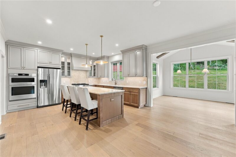 101 Shadow Ridge Drive — photo 3