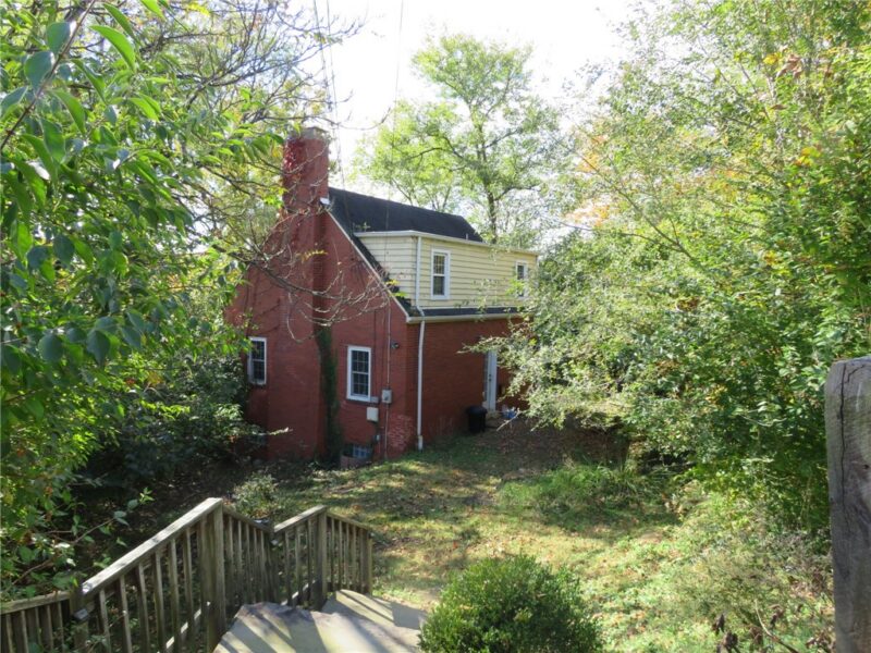 8 Terrace Rd — photo 2