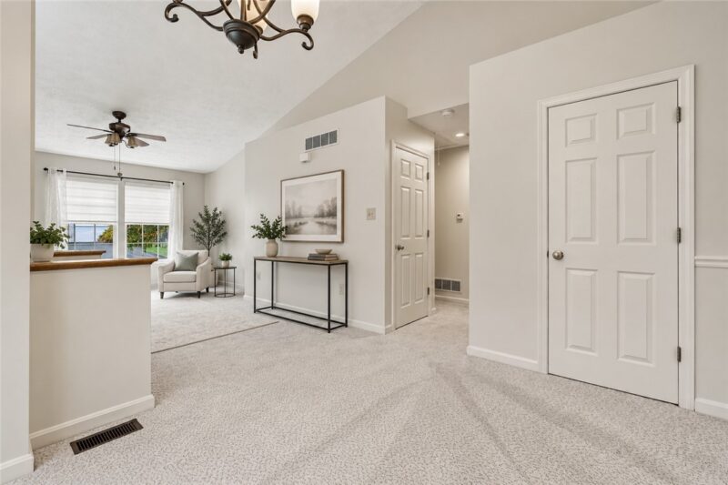 119 SEDECA DRIVE — photo 4