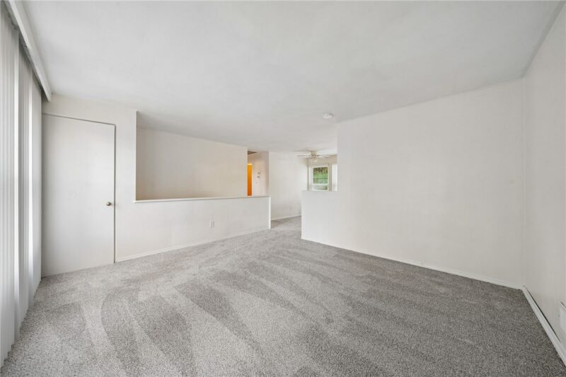 444 Valley View Dr — photo 3