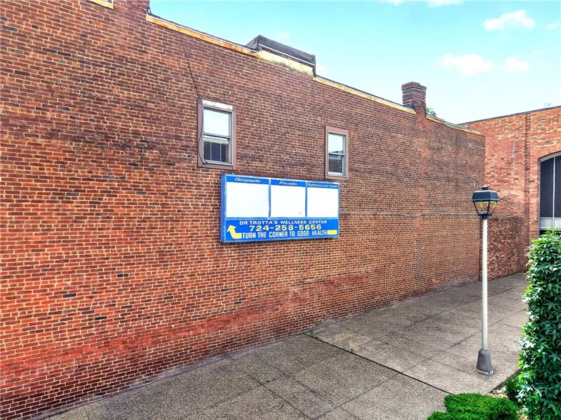 314-316 W Main St — photo 6