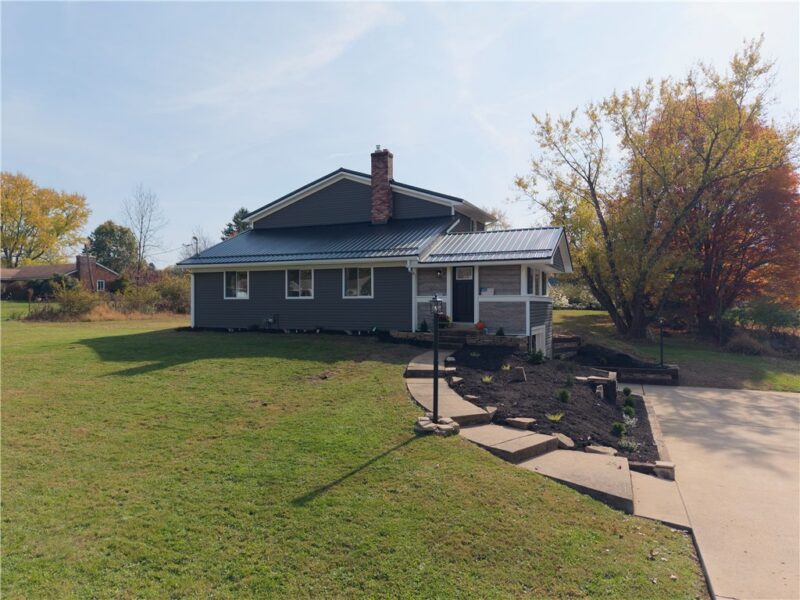3906 Hardt Dr — photo 2