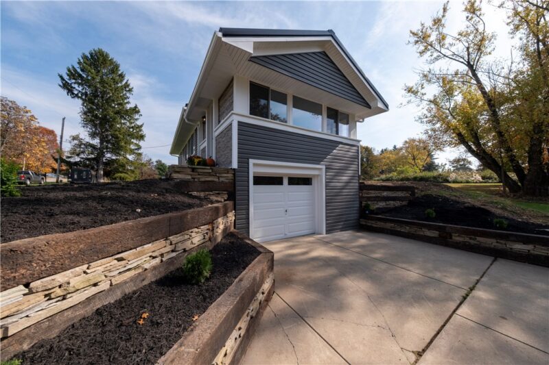 3906 Hardt Dr — photo 4
