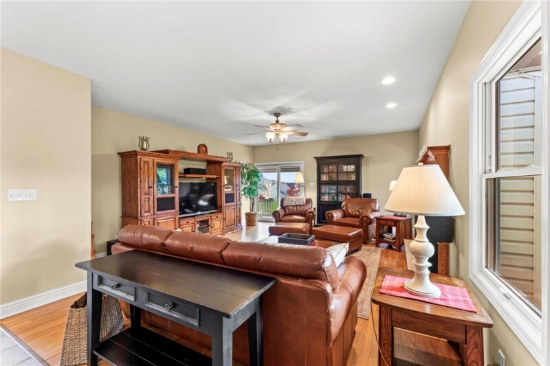 136 Lake Colony Drive — photo 7