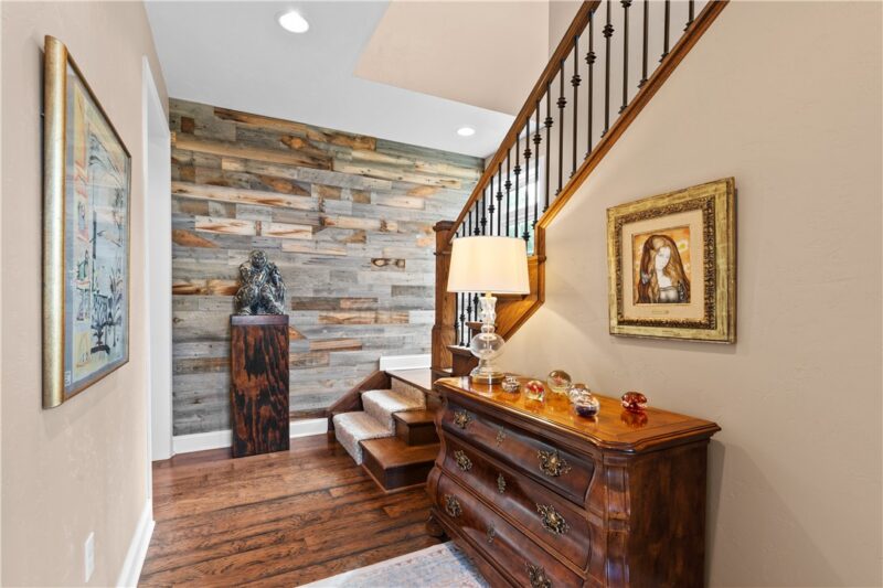 100 Meadow Ct — photo 4