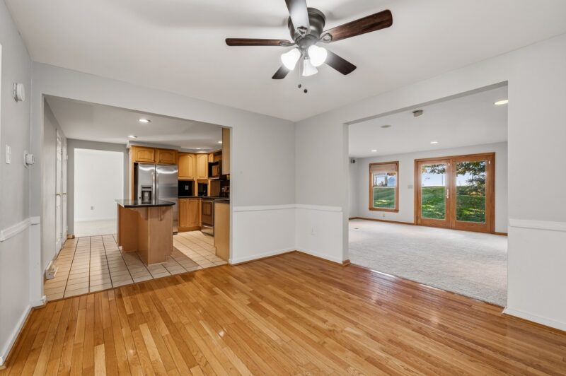 8649 Breezewood DRIVE — photo 7