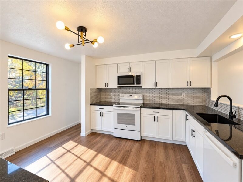 124 Old English Rd — photo 5