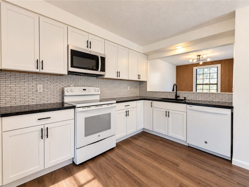 124 Old English Rd — photo 8