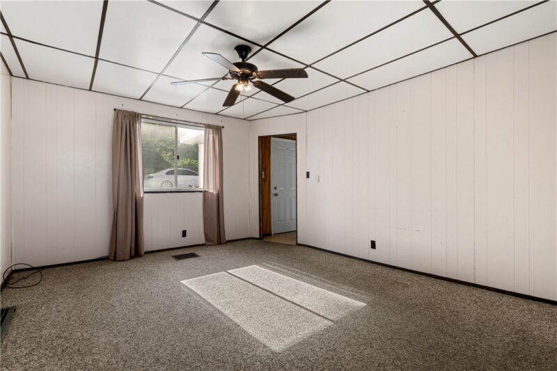 302 Lowell Street — photo 7