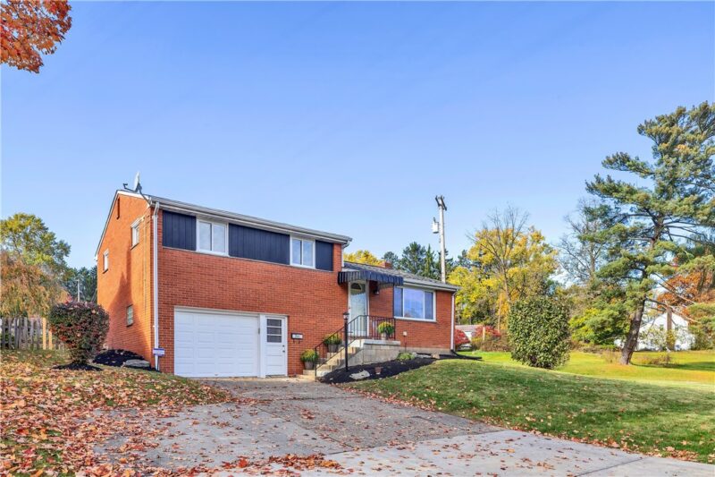 311 Rickey Dr — photo 3