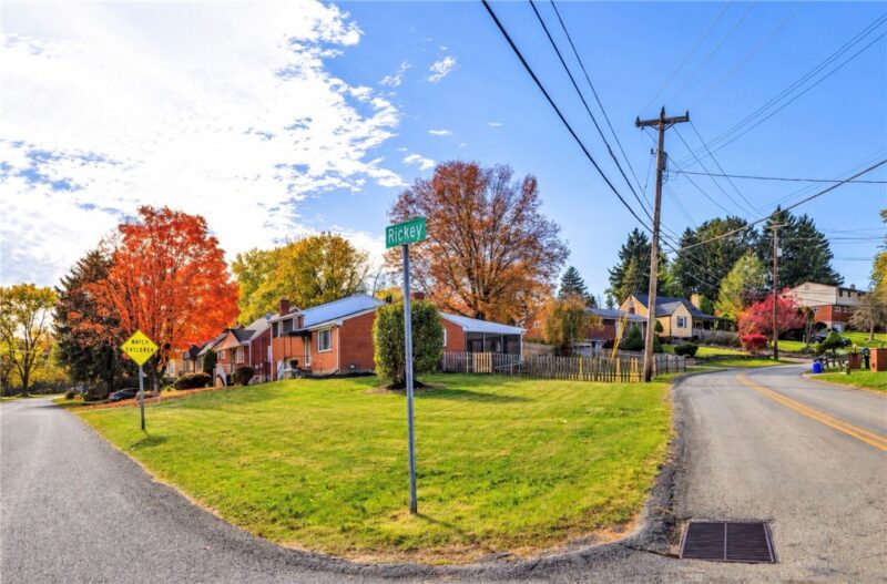 311 Rickey Dr — photo 4