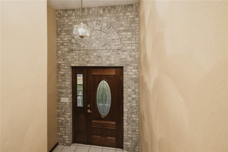 103 McNally Circle — photo 2
