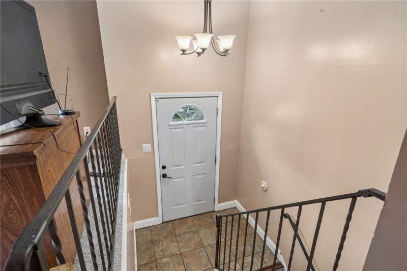 1101 Clinton Ave — photo 2