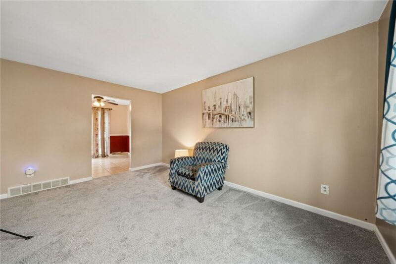 1101 Clinton Ave — photo 6