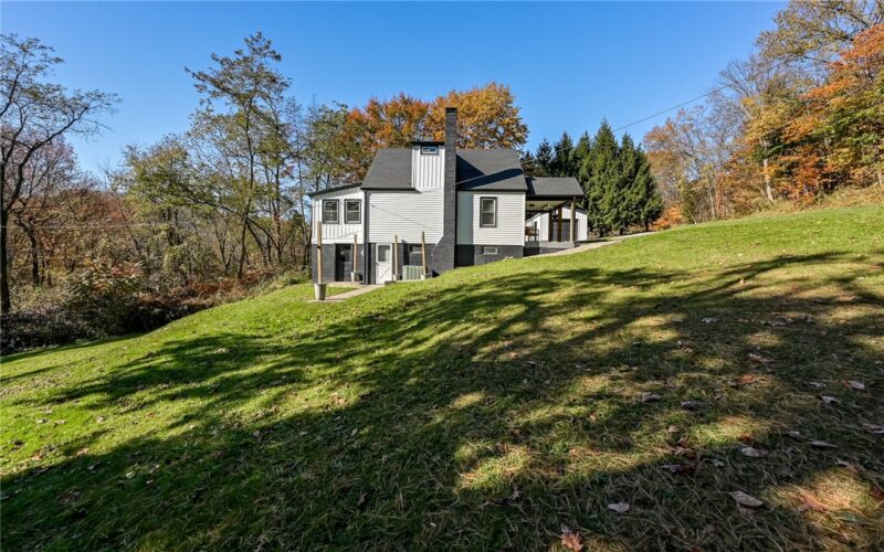 135 Grandview Rd — photo 4