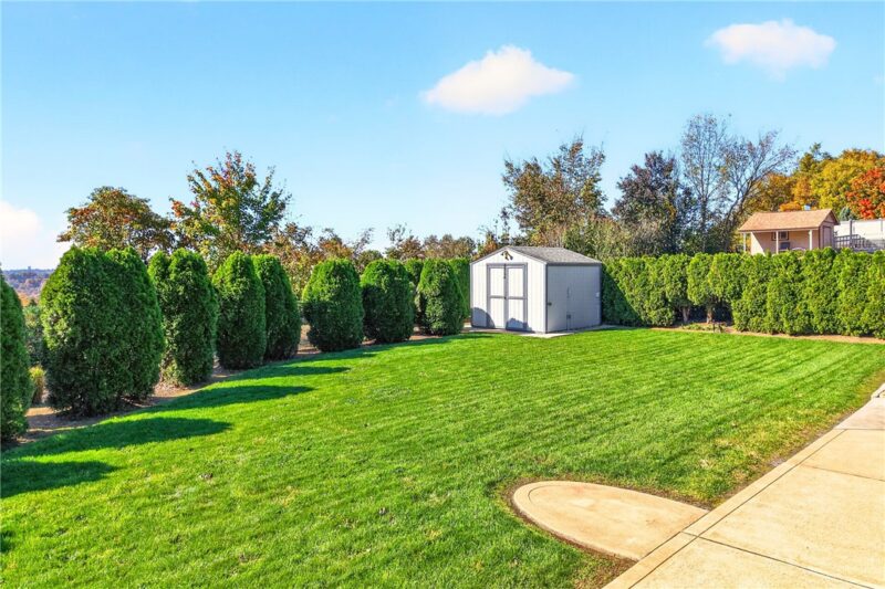 109 Birchwood Way — photo 3