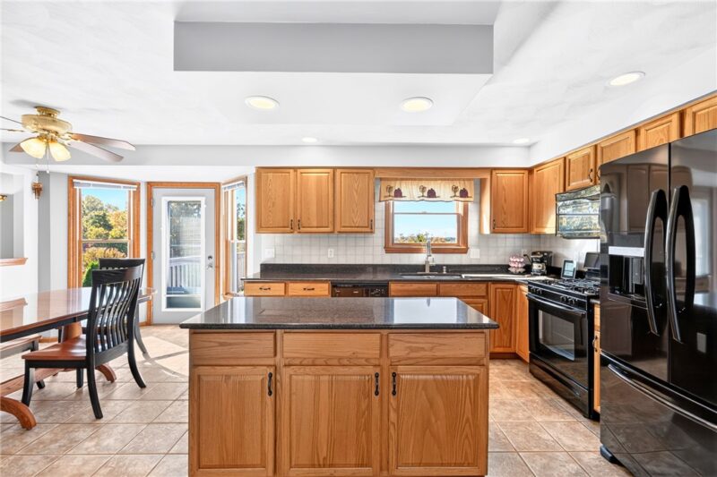 109 Birchwood Way — photo 8