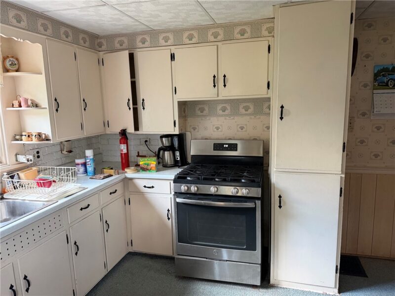443 Smith Ave — photo 3