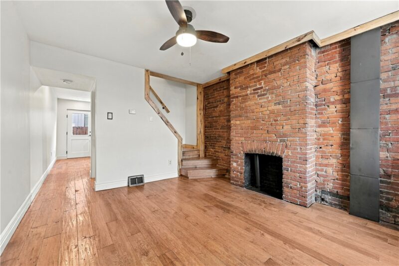 109 43rd 1/2 Street — photo 5
