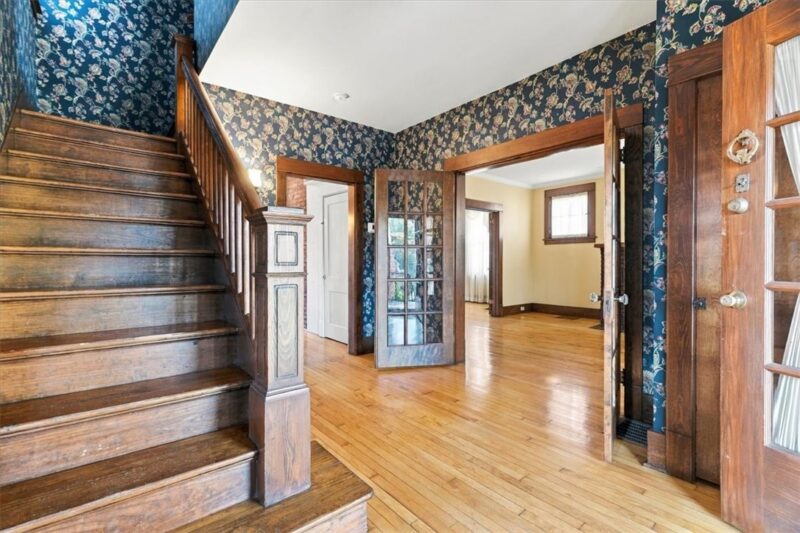 4079 Cambronne St — photo 7