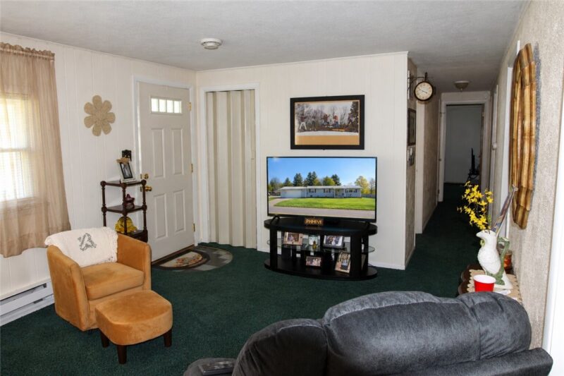 331 Redstone Furnace Rd — photo 2