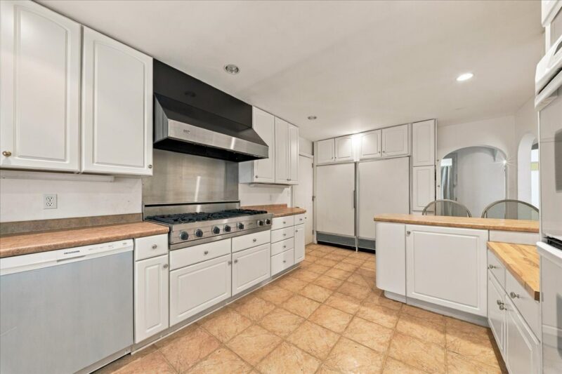 160 Highland Road — photo 5