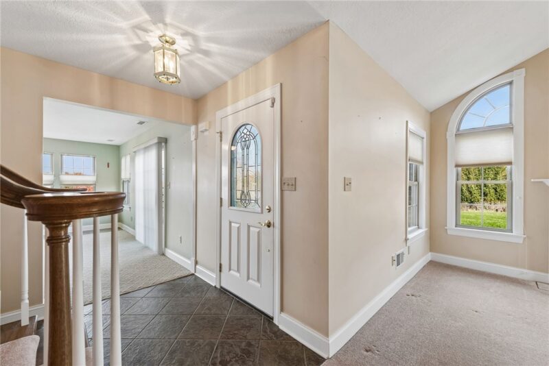 2531 Red Oak Court — photo 5