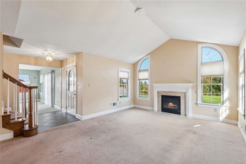 2531 Red Oak Court — photo 6