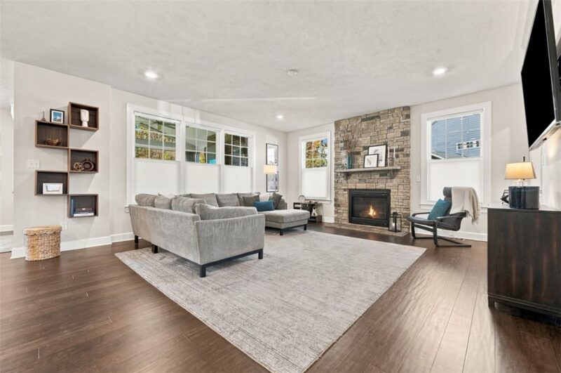 523 Cambridge Court — photo 7