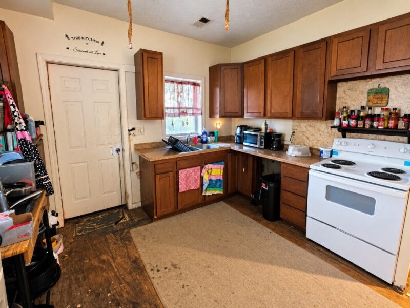 286 Sherman Ave — photo 6