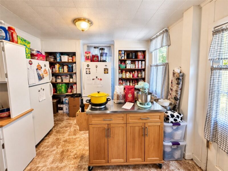419 Emerson St — photo 4