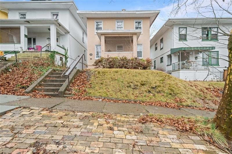 133 Ida Avenue — photo 1