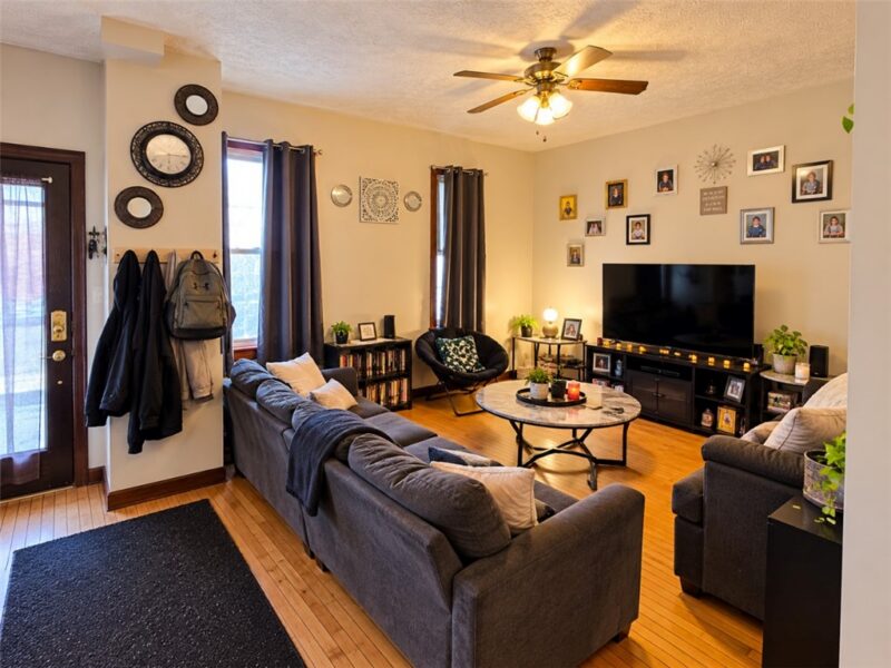 919 Cooper St — photo 3
