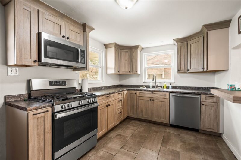 120 Wilbert Street — photo 8