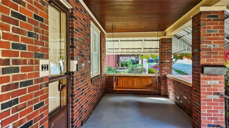 22 Catalpa Pl — photo 2