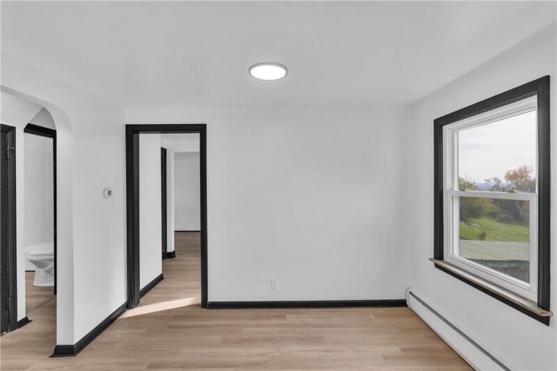 707 Clearview Dr — photo 8
