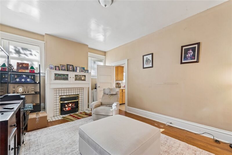 322 Walnut — photo 8