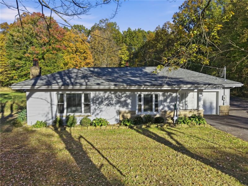 3324 Evergreen Road — photo 2