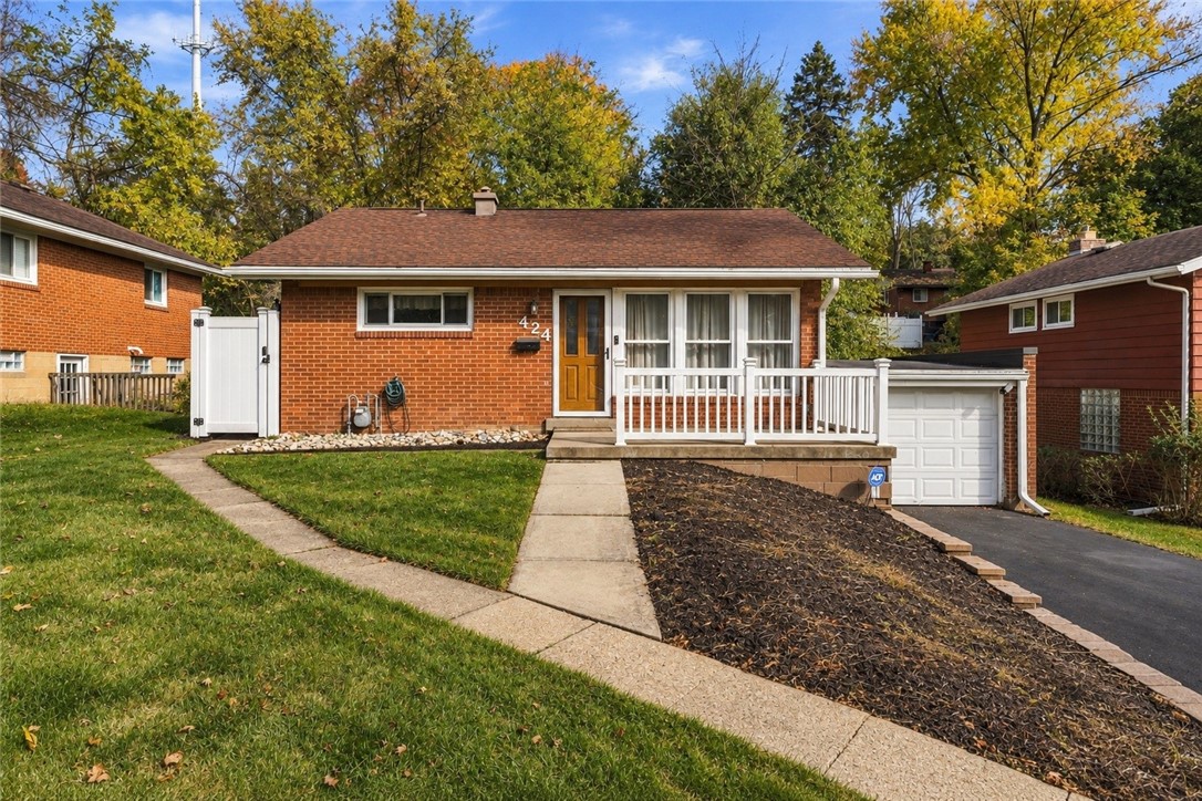 424 Elwood Dr — photo 1