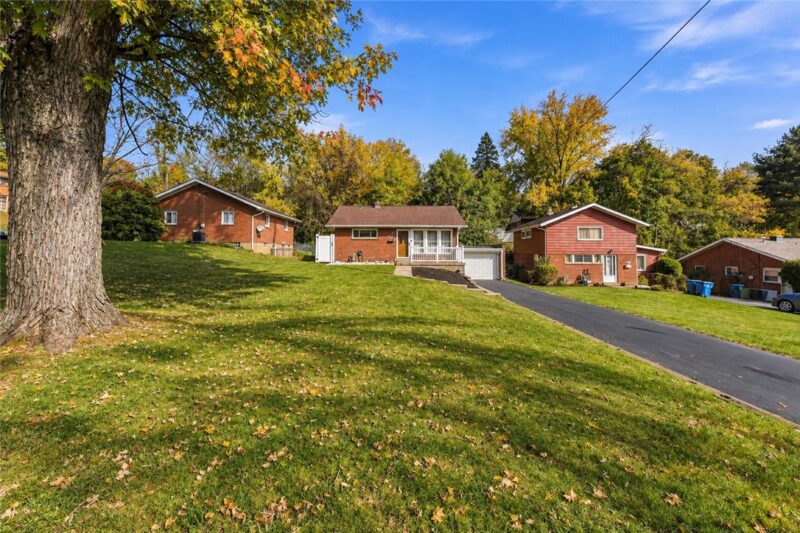 424 Elwood Dr — photo 2