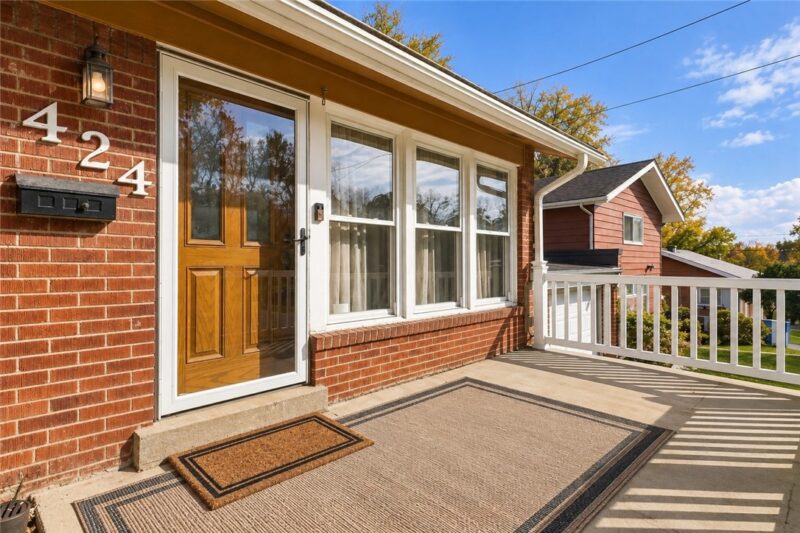 424 Elwood Dr — photo 3