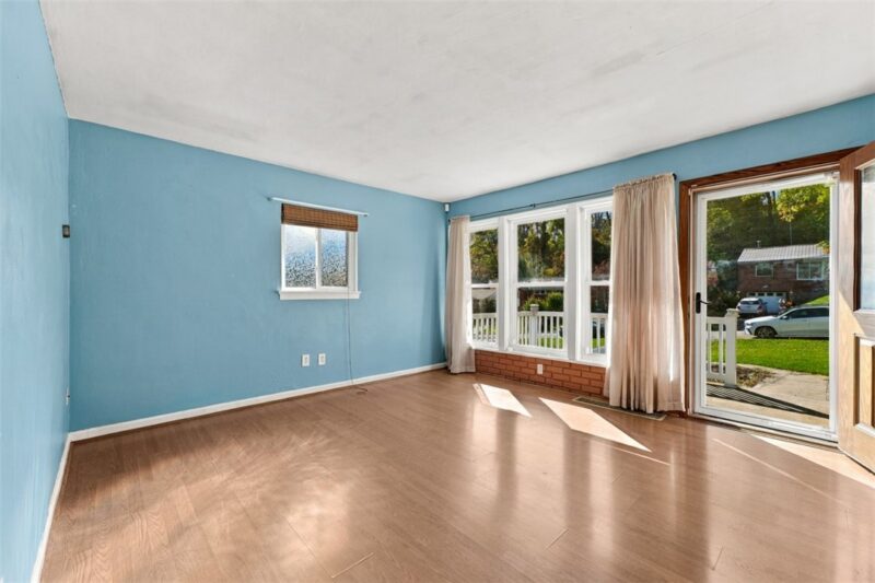 424 Elwood Dr — photo 5
