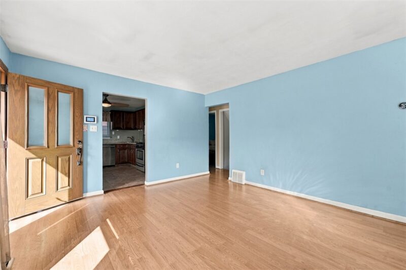 424 Elwood Dr — photo 6